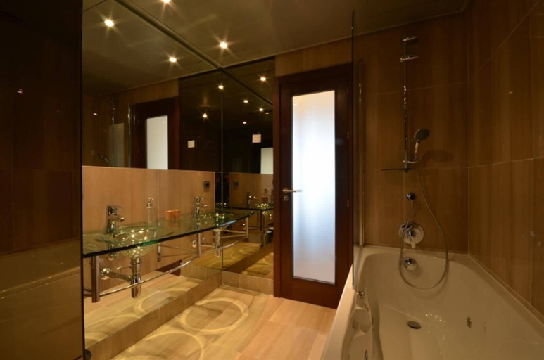 Bathroom, Nice Apartment Near Beach, Málaga