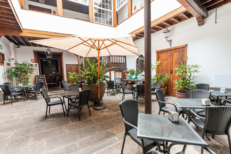 Food & Drinks 5, Isla Baja Suites, Santa Cruz de Tenerife