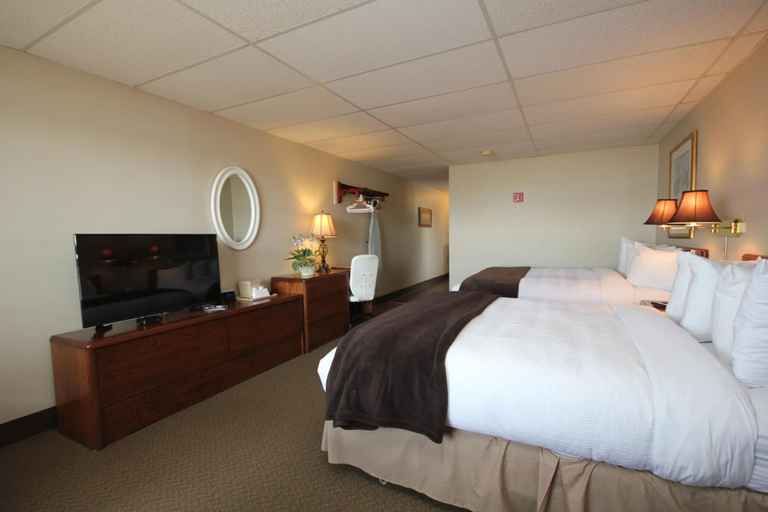 Bedroom 3, Saint Andrews Inn & Suites, Charlotte