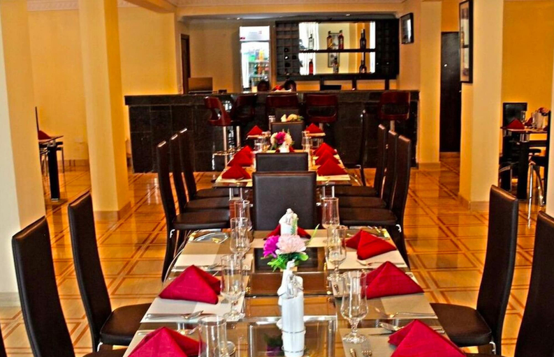 Food & Drinks 4, Beni Gold Hotels Apapa, Apapa