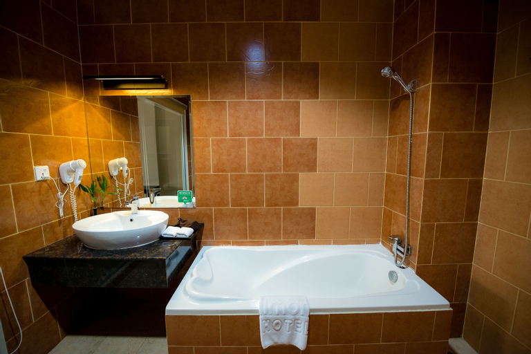 Bedroom 4, Almond Hotel Sothearos, Phnom Penh