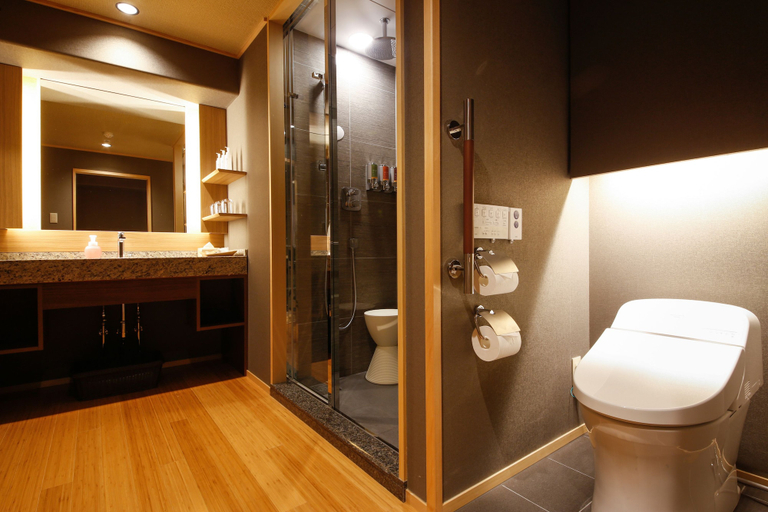 Bathroom 4, The Shiroyama Terrace Tsuyama Villa, Tsuyama
