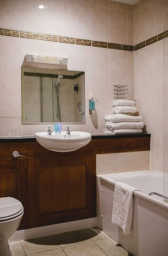 Bathroom 4, Inn on the Coast, Causeway Coast and Glens