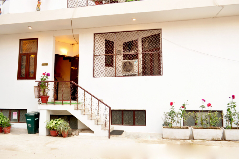 Exterior & Views 2, Anand Bhawan , Delhi