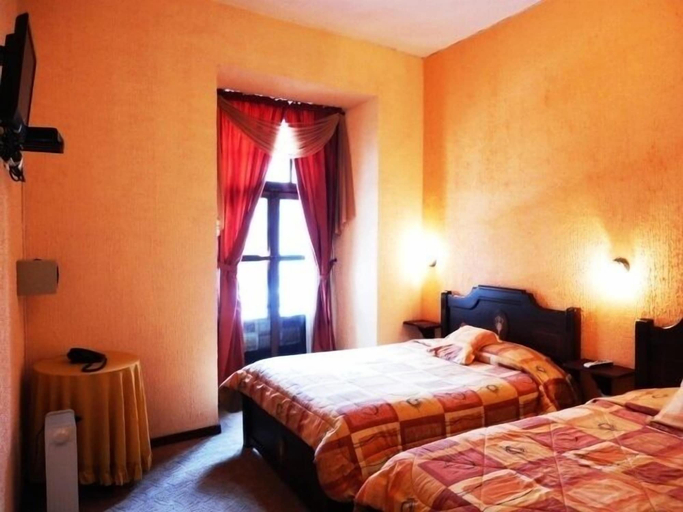 Bedroom 2, Hotel Catedral Internacional, Quito