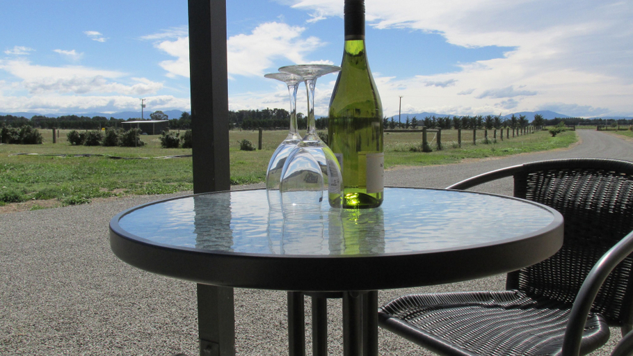 Food & Drinks, Eyreview Retreat, Waimakariri