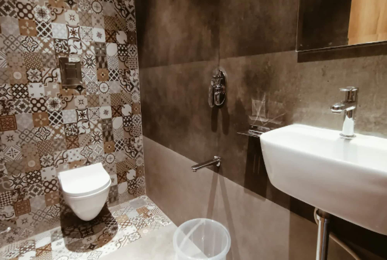 Bathroom 4, Hotel Prasad NX, Mumbai Suburban