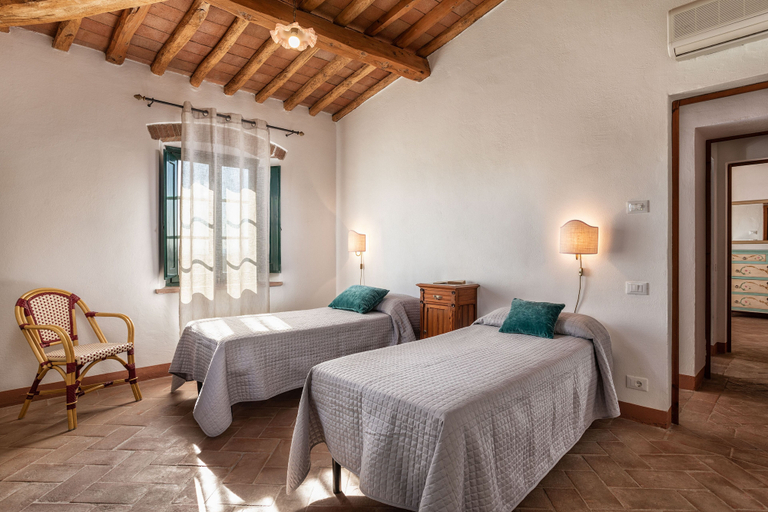 Bedroom 2, AGRITURISMO LA PAPESSA, Florence