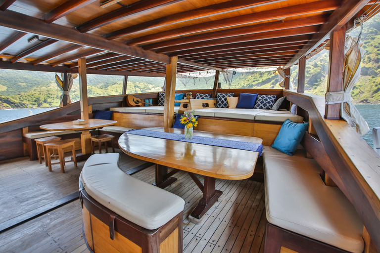 Others 4, Tanaka Liveaboard, West Manggarai
