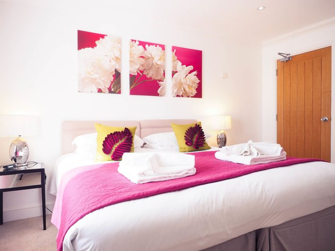 Bedroom 3, The Old Dairy Farm B&B, Hampshire