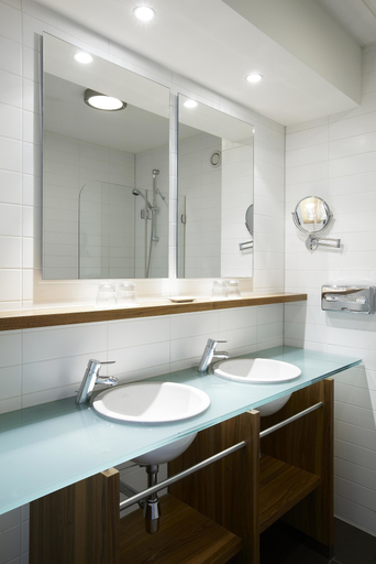 Bathroom 4, NH Zandvoort, Zandvoort