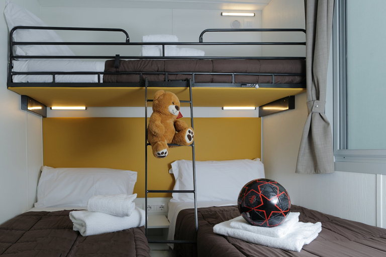 Bedroom 3, hu Altomincio village, Mantua