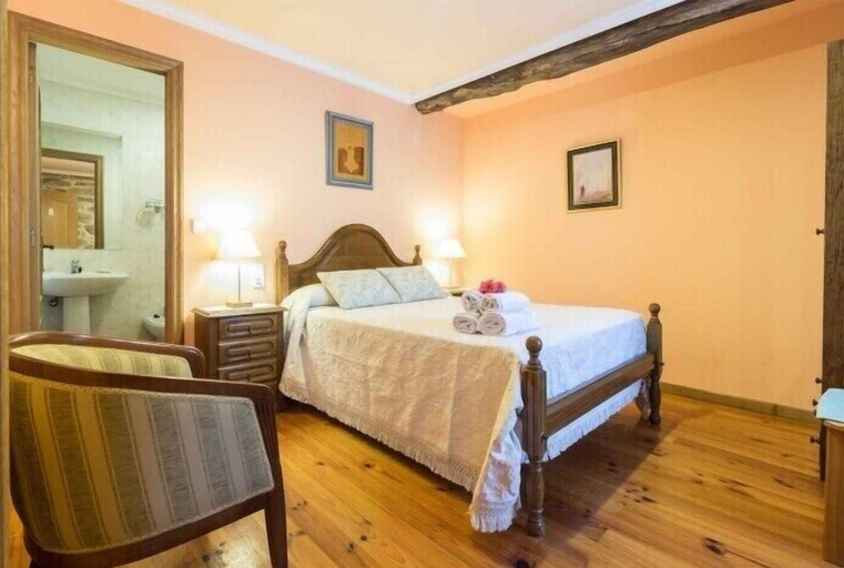 Bedroom 2, Casa da Urcela, Pontevedra