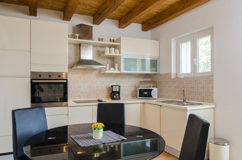 Others 4, Holiday Home Bosa, Orebić