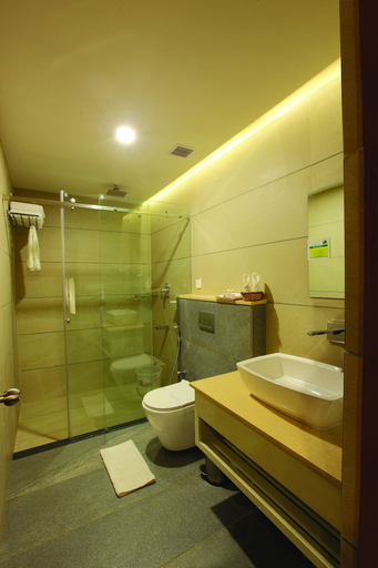Bathroom 3, River Retreat Heritage Ayurvedic Resort, Palakkad