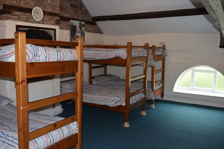 Bedroom 2, River Wye Bunkhouse, Powys