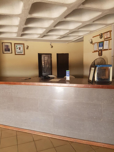 Others 5, Hail Henrietta Hotel, Egbeda