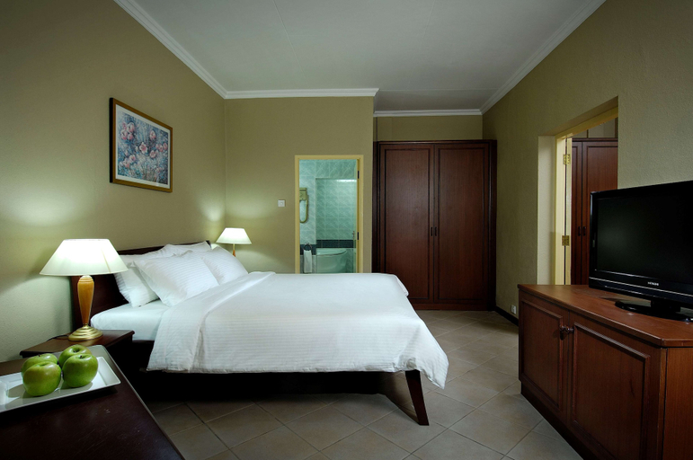 Bedroom 3, Berjaya Beau Vallon Bay Resort & Casino