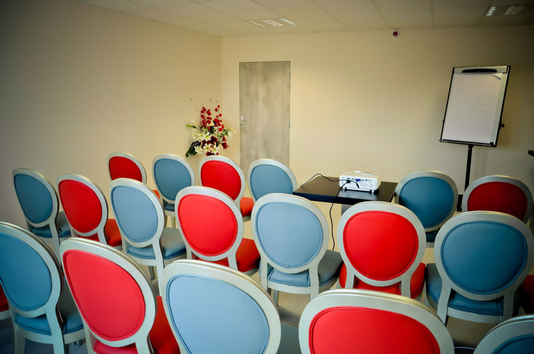 Business Facilities