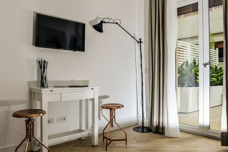 Bedroom 4, Click&Sleep, Napoli
