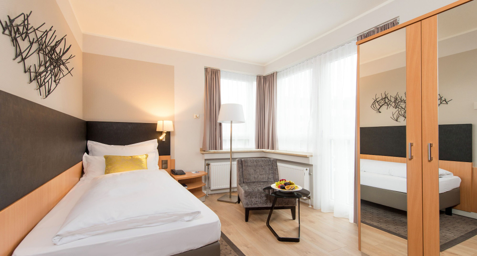 Bedroom 3, Mercure Hotel Koeln Belfortstrasse, Köln