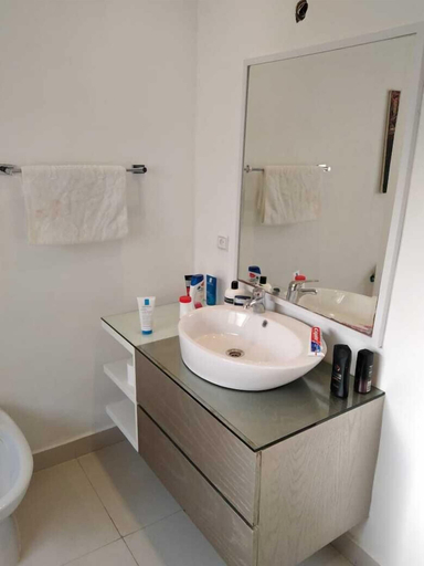 Bathroom 3, Bab Saida Apartment, Tétouan