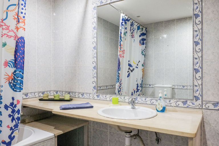Bathroom 4, 03 Nice Flat by Travessa do Pasteleiro, Lisbon