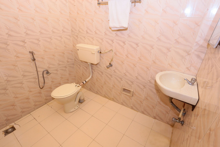 Bathroom 3, Dream Land Hill Residency, Idukki