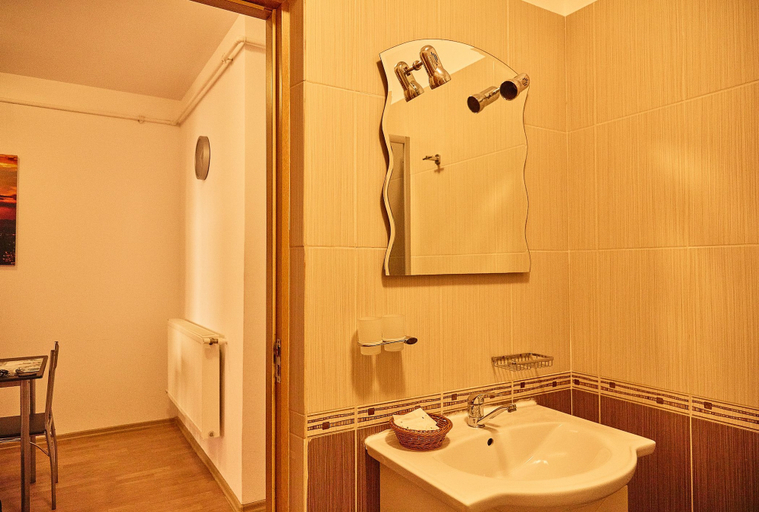 Bathroom 5, Gabizz Apartments, Constanta