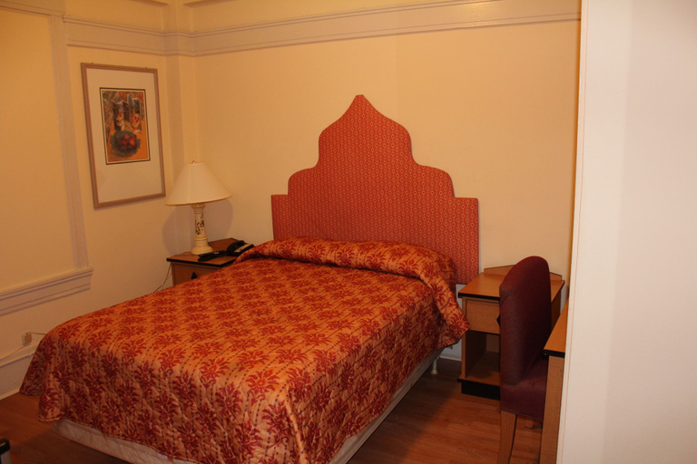 Bedroom 3, Layne Hotel, San Francisco