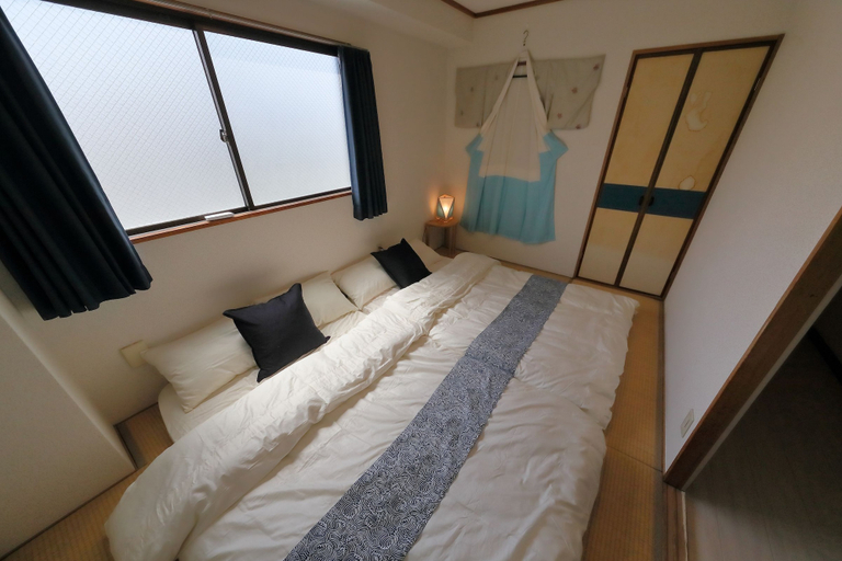 Bedroom 2, Onehome Inn Apartment in Tennouji, Osaka