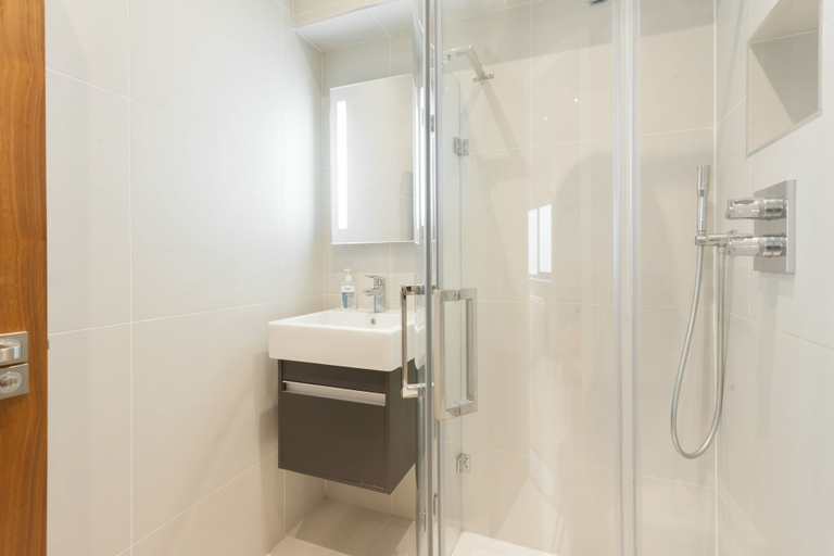 Bathroom 4, Keysan House 2, London