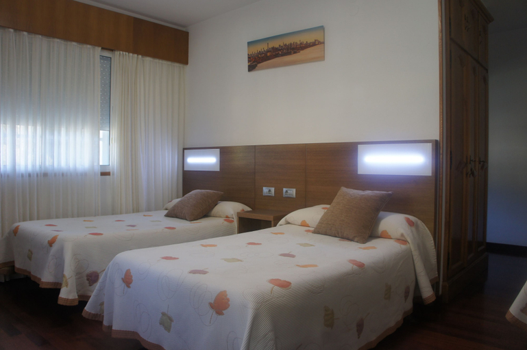 Bedroom 2, Hotel A Veiga, Lugo