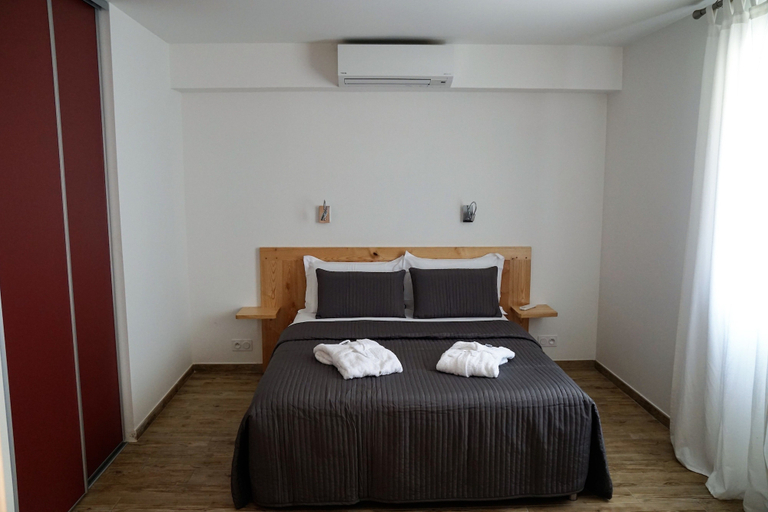 Bedroom 5, Suites in Erbalunga, Haute-Corse