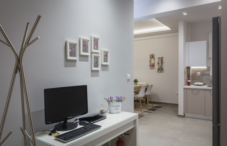 Others 5, 57m² Koukaki Luxury Flat next to Acropolis & Metro, Attica