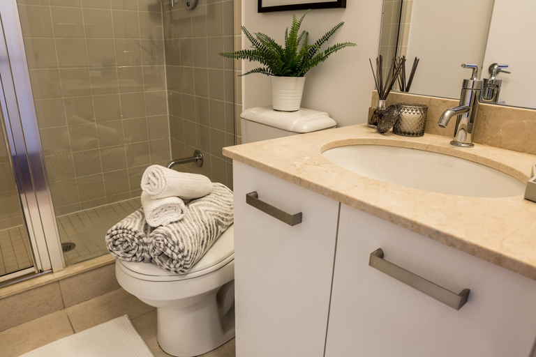 Bathroom 4, QuickStay - Luxury on Bay St. (Yonge & College), Toronto