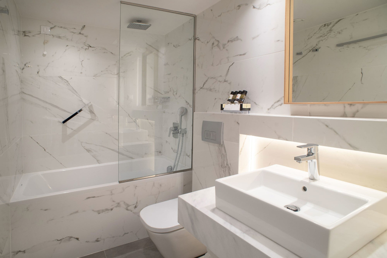 Bathroom 4, Chios Chandris Hotel, North Aegean