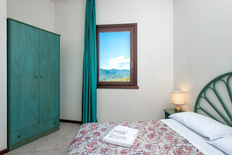 Bedroom 3, Pietre Rosse Residence Club Palinuro, Salerno