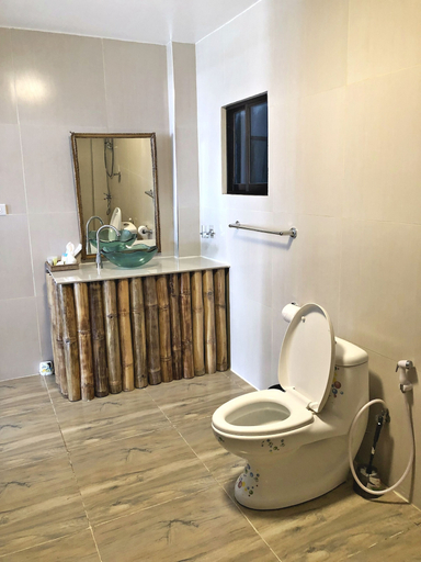 Bathroom 4, Lavanya Beach and Dive Resort, Zamboanguita
