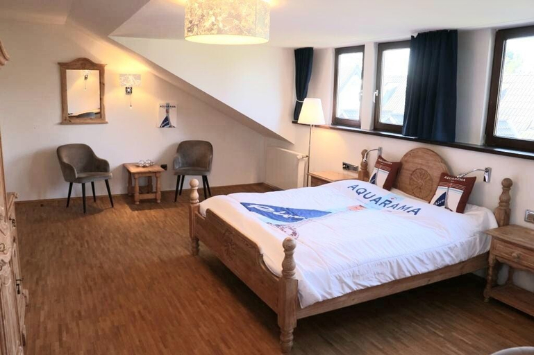Bedroom 4, Landhaus Sassenhof, Mülheim an der Ruhr