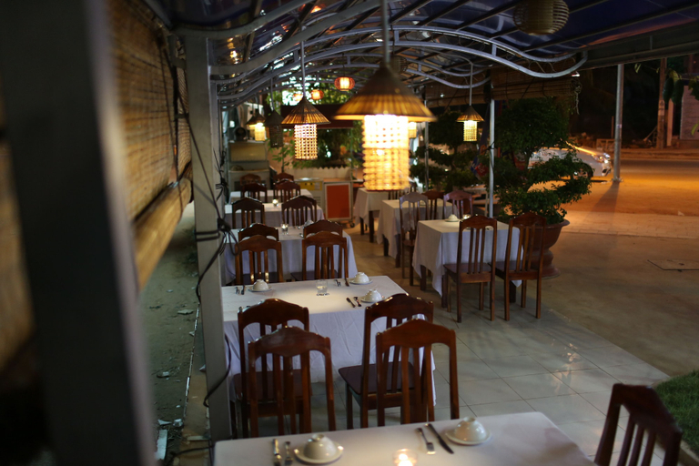 Food & Drinks 5, Sailing Hotel, Phú Quốc