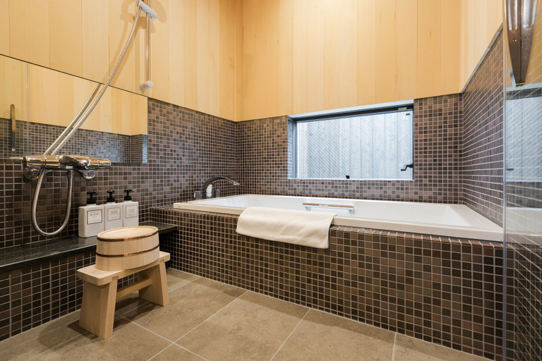 Bathroom 4, No.8 Kyoto, Kyoto