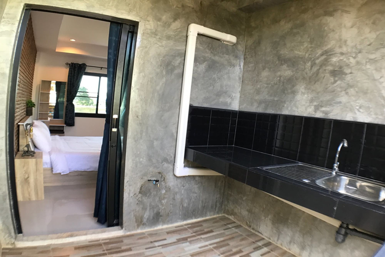 Bathroom 4, Ban Roojai, Muang Nan