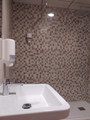 Bathroom 4, Pension Rosa, Alicante