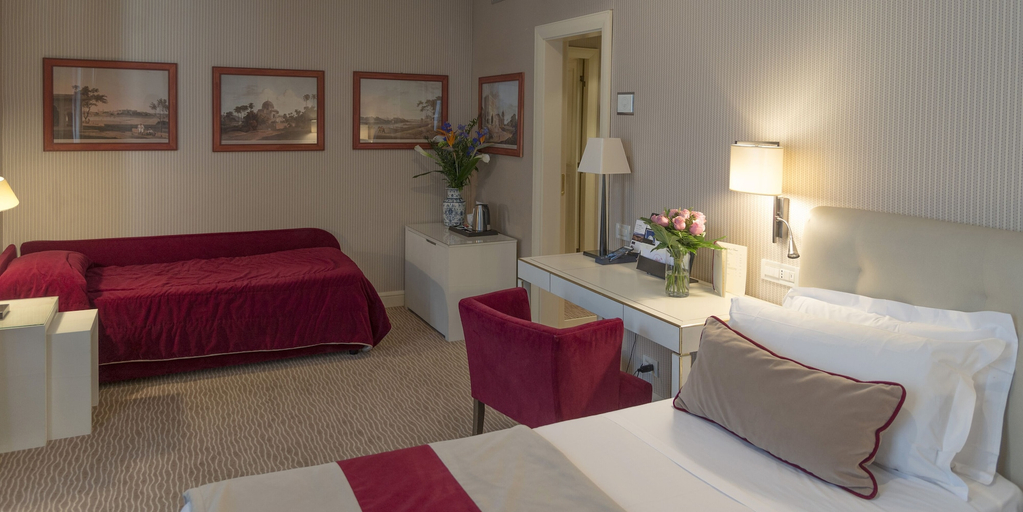 Bedroom 2, Dei Borgognoni, Rome