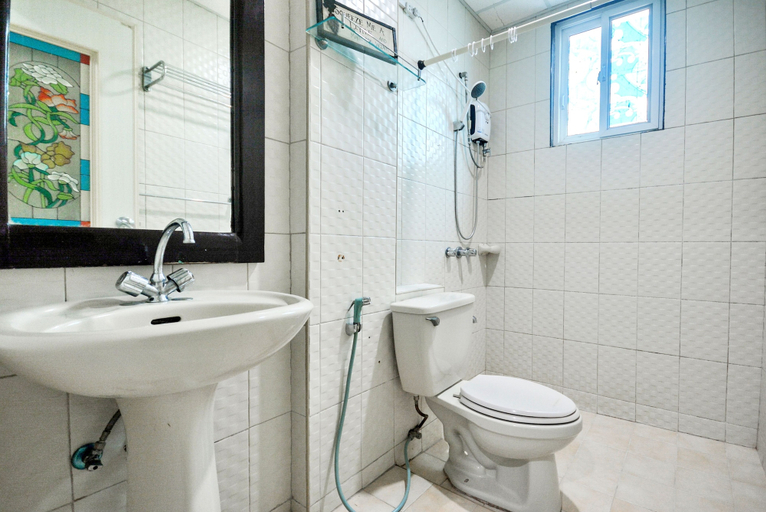 Bathroom 4, Boracay Breeze Resort, Malay