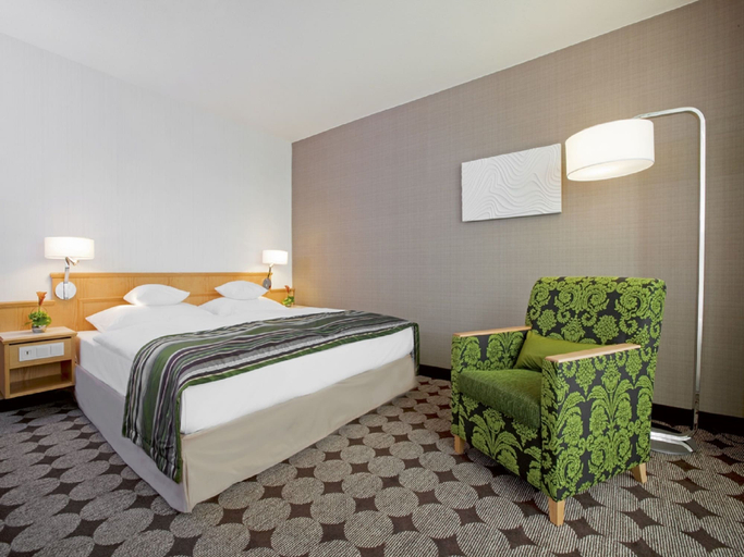 Bedroom 3, Mövenpick Hotel Nuernberg Airport, Nürnberg