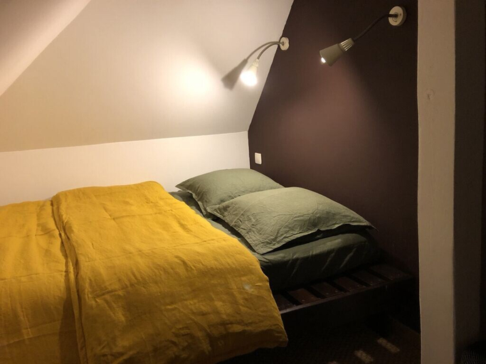 Bedroom 3, Lescalier, Bas-Rhin