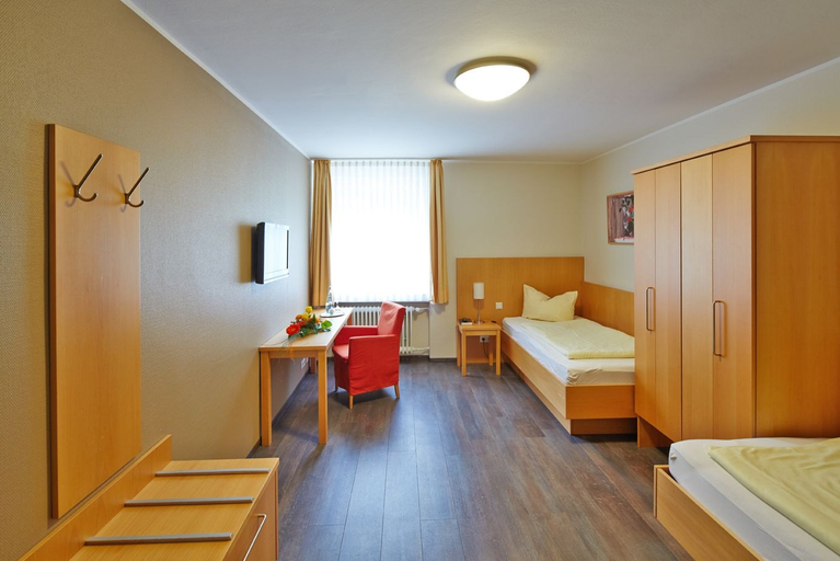 Bedroom 3, Hotel FIT, Rhein-Sieg-Kreis