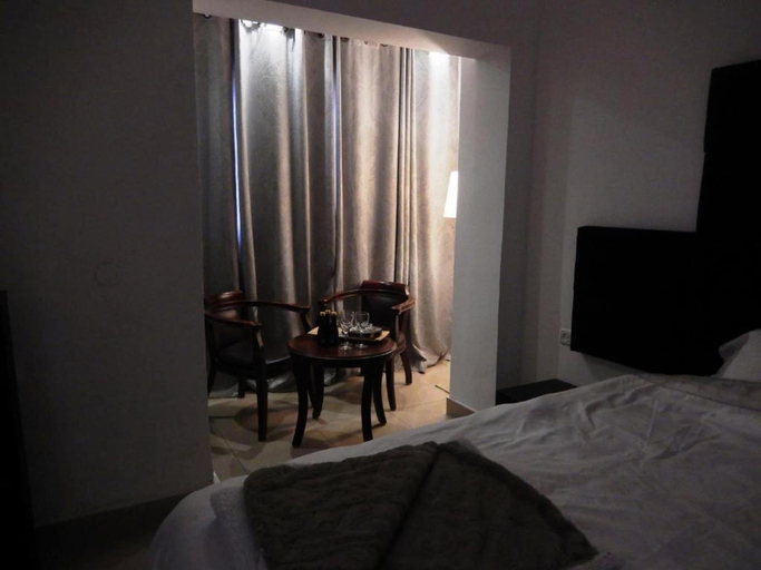 Bedroom 3, Gorgeous Studio On Hilton Beach